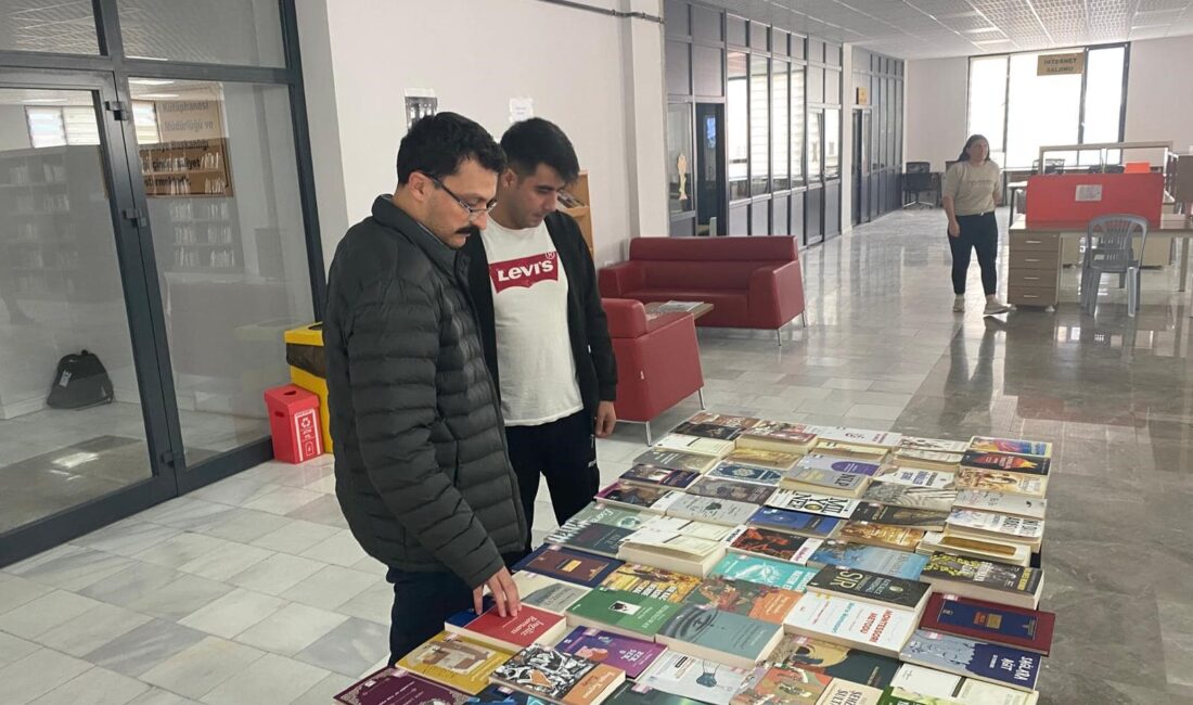  Afyonkarahisar Emirdağ Kaymakamlığından yapılan açıklamada, Halk Kütüphanesi’nin her gün 08.30-23.00