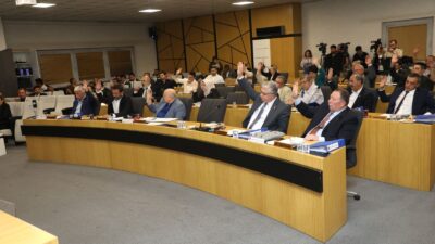 Zafer kart ile aileler ısınacak Afyonkarahisar Belediye Başkanı Burcu Köksal’ın