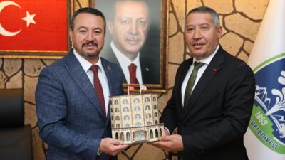 Dinar Belediye Başkanı Veysel Topçu, Dinar Esnaf ve Sanatkarlar Odası