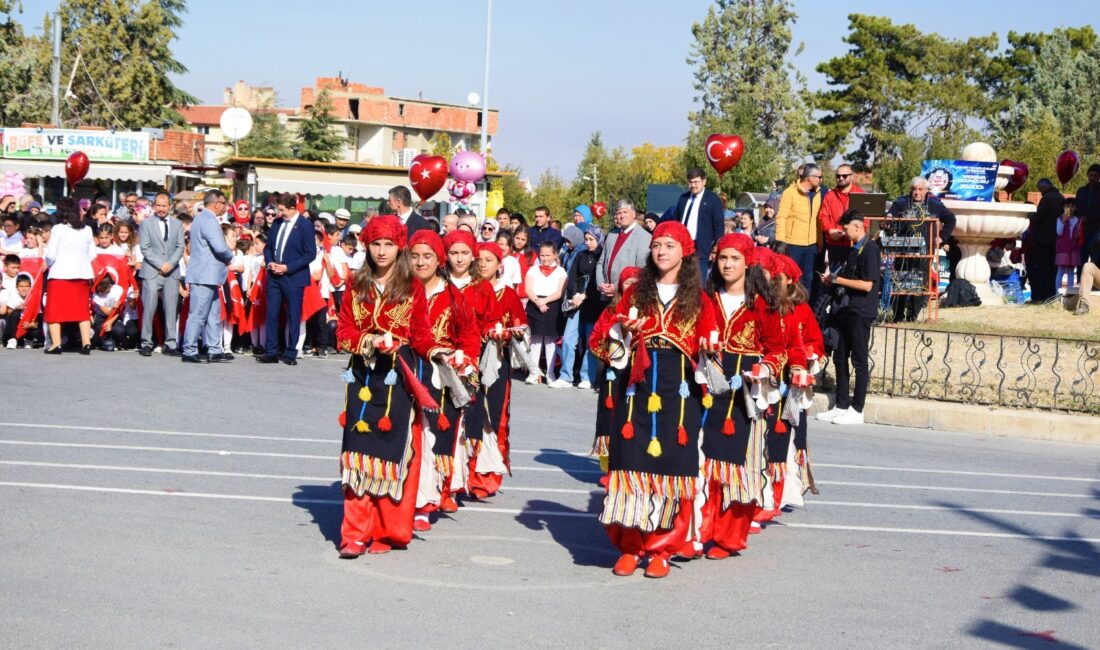Çay ilçesinde 29 Ekim Cumhuriyet Bayramı 101. yıl dönümü kutlamaları