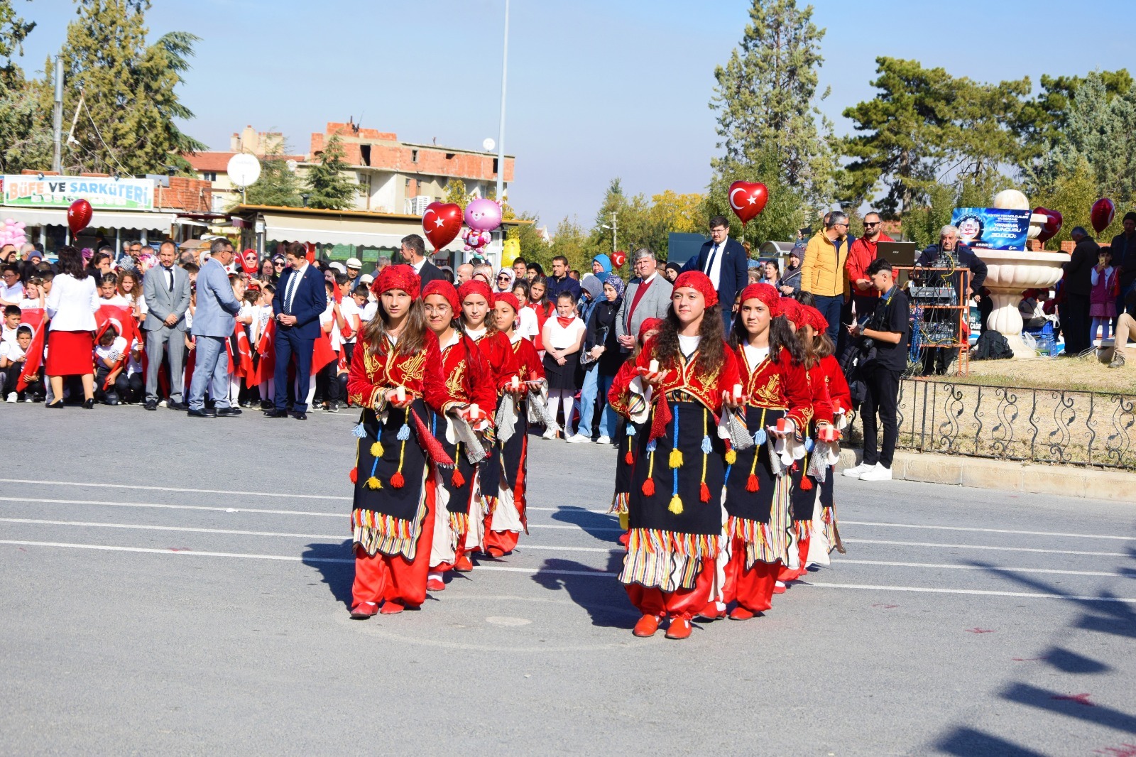 Çay ilçesinde 29 Ekim Cumhuriyet Bayramı 101. yıl dönümü kutlamaları