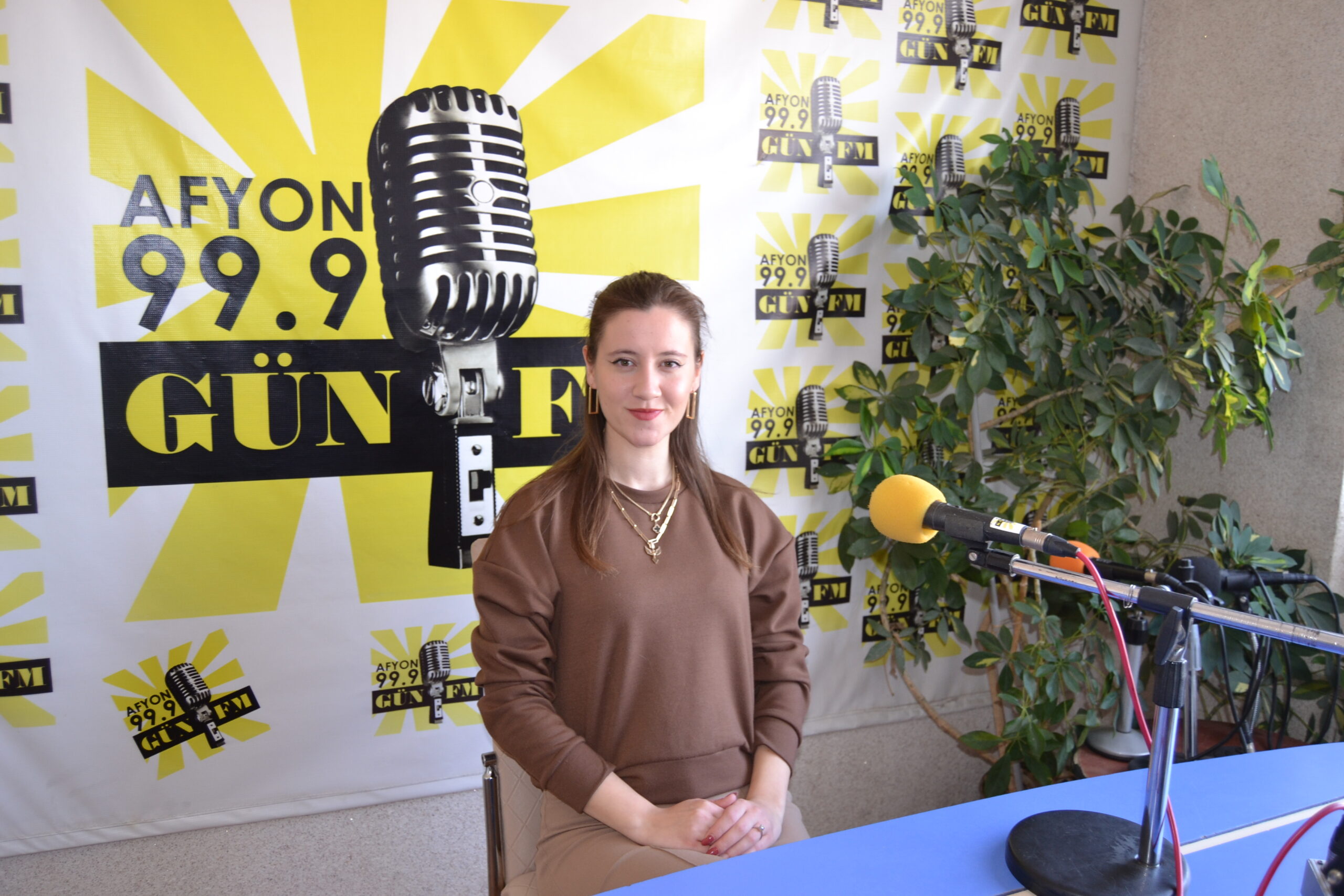 Alo Diyet Afyon Şube Yöneticisi Diyetisyen Beyza Yağcıoğlu Gün FM’in