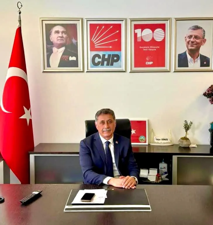 
Ekonomi üzerine açıklamalarda bulunan Cumhuriyet Halk Partisi Parti Meclisi Üyesi