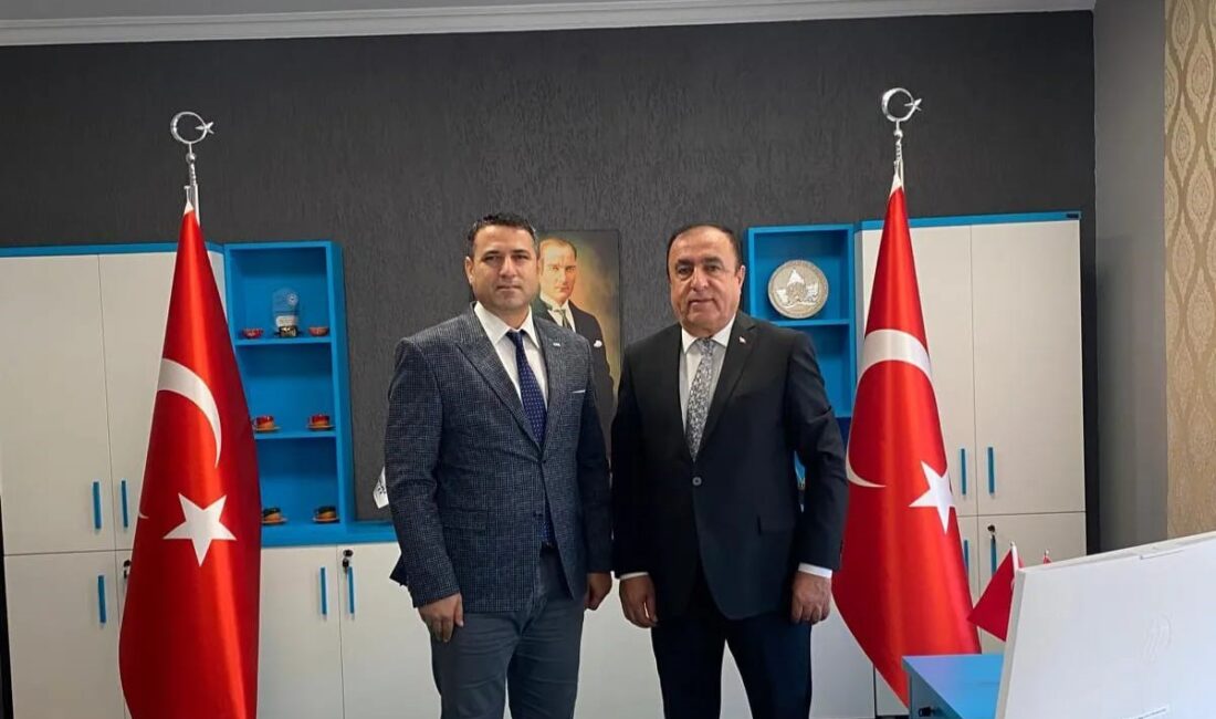 Bilecik Türk Kızılay İl Merkezi Başkanı Murat Ateş, yılda en