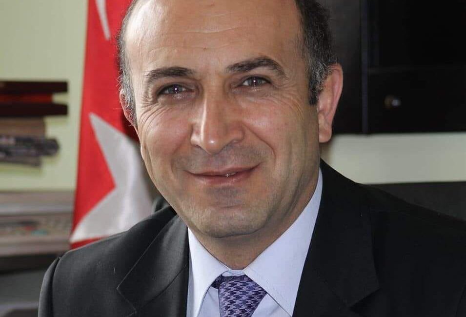 Hürriyetçi Eğitim Sen Afyonkarahisar İl Temsilcisi Nizamettin Şenol, yazılı bir