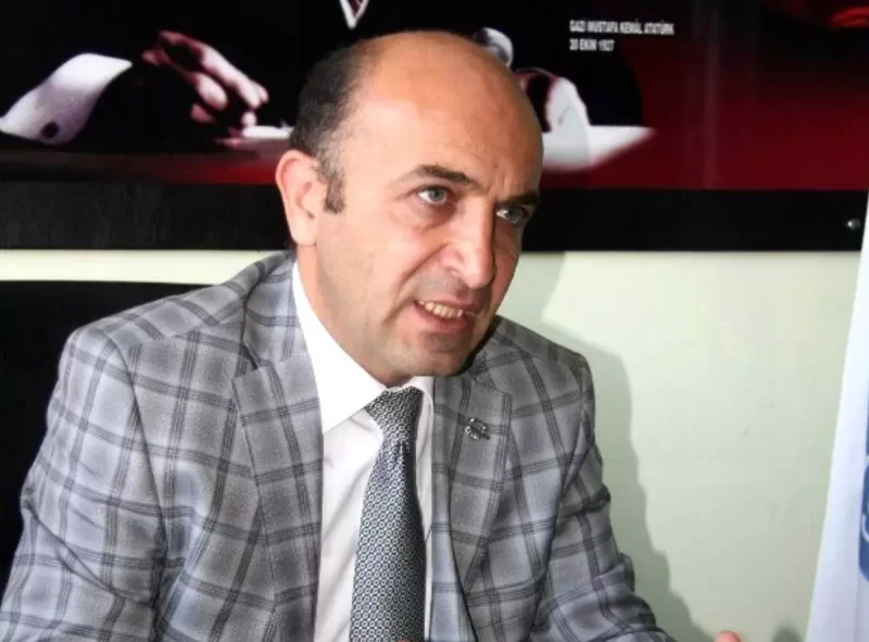 Hürriyetçi Eğitim Sen İl Temsilcisi Nizamettin Şenol, yazılı bir açıklama