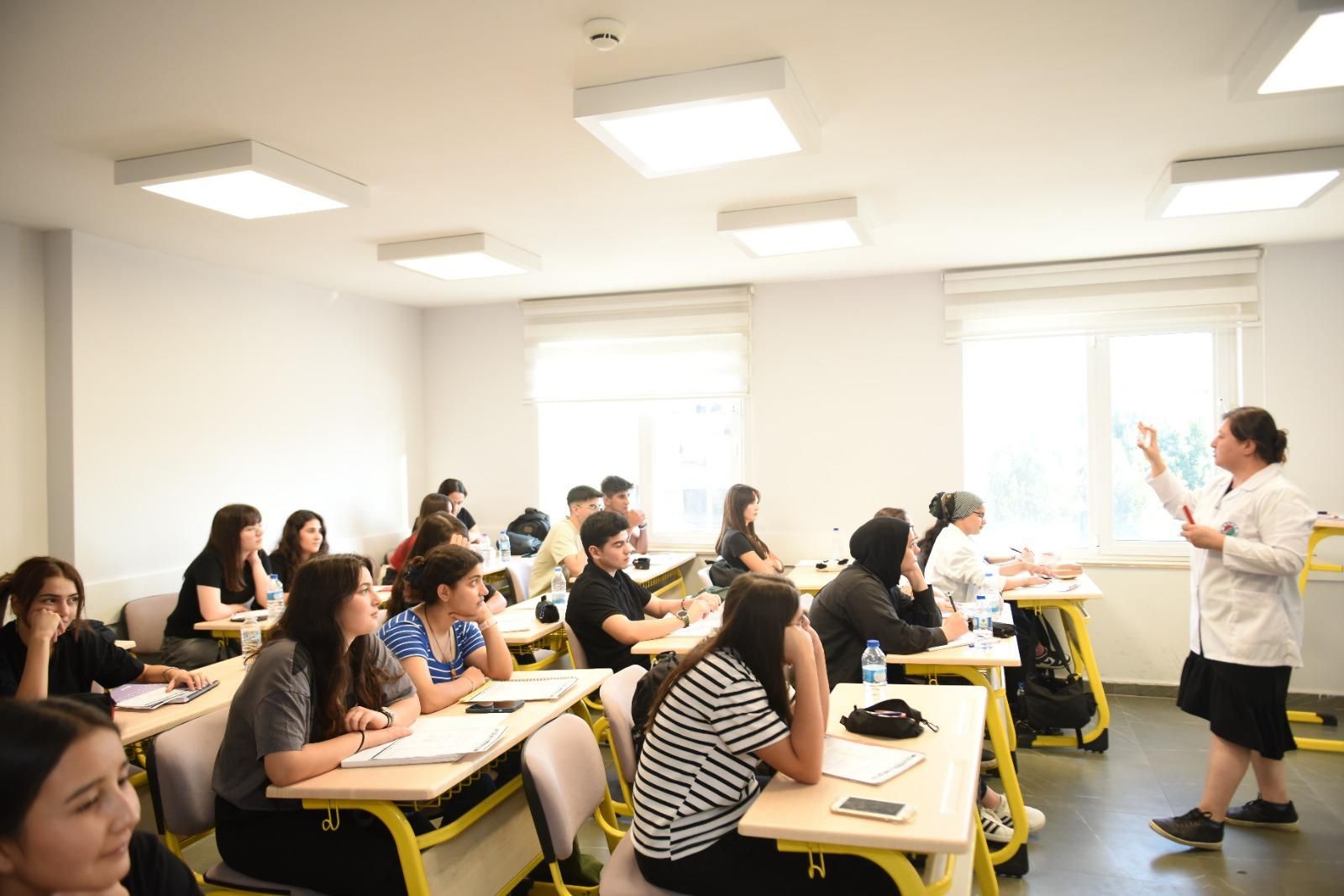 Antalya’da Kepez Belediyesi’nin her eğitim ve öğretim yılında lise 11.