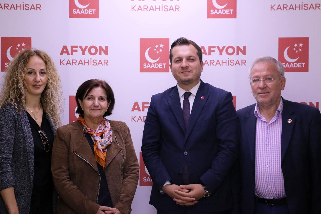 Cumhuriyet Halk Partisi Afyonkarahisar Kadın Kolları Başkanı Makbule Abay, Saadet