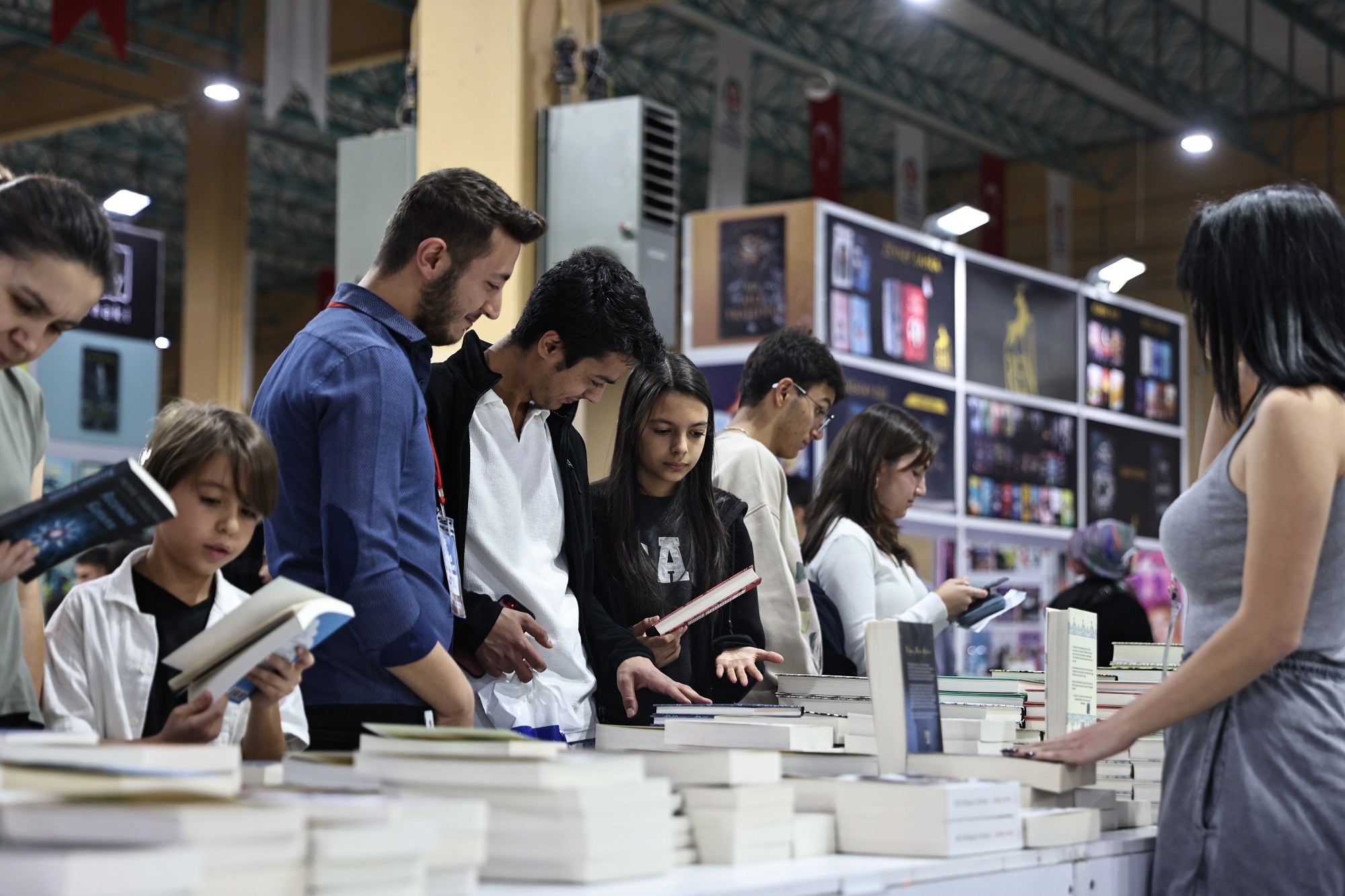 Denizli Büyükşehir Belediyesinin bu yıl 7’ncisini düzenlediği Denizli Kitap Fuarı