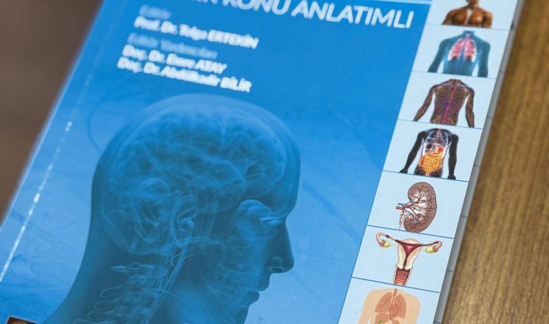 Afyonkarahisar Sağlık Bilimleri Üniversitesi akademisyenler bilimsel çalışmalar üreterek literatüre önemli