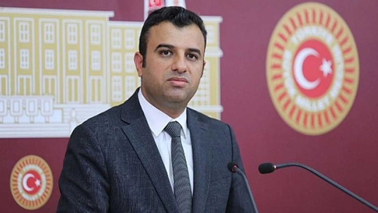 DEM Parti Şanlıurfa Milletvekili Ömer Öcalan, teröristbaşı Abdullah Öcalan ile