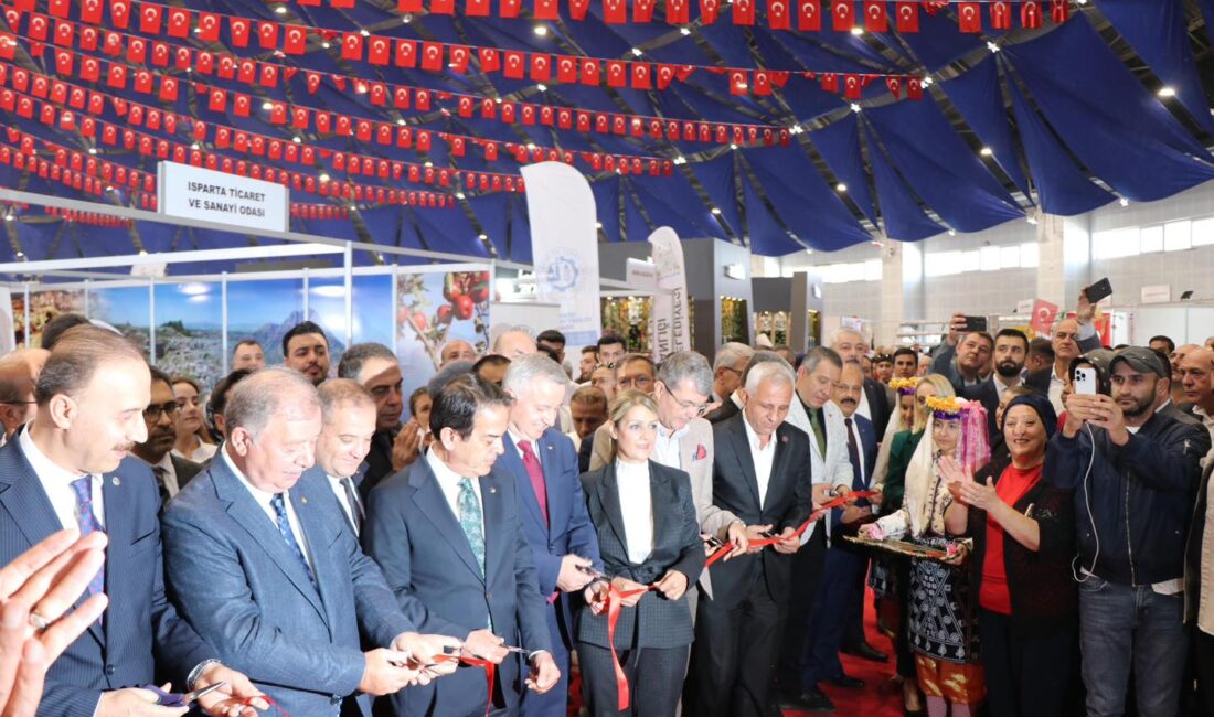 
Dinar Belediye Başkanı Veysel Topçu, Isparta’da düzenlenen II. Turizm ve