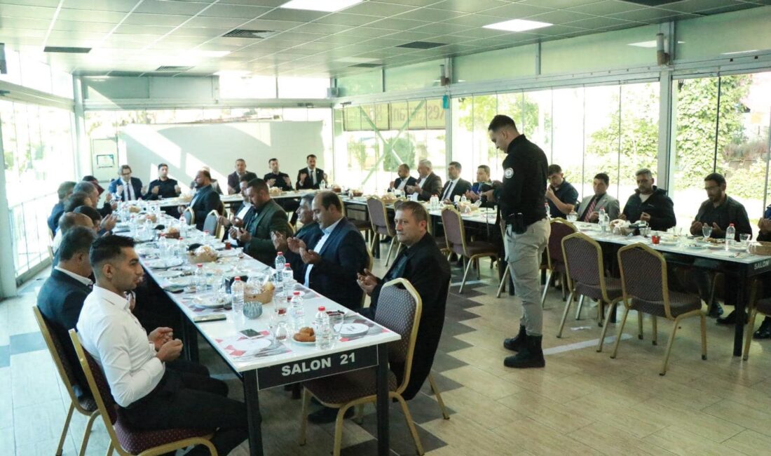 Dinar Belediye Başkanı Veysel Topçu, 19 Ekim Muhtarlar Günü vesilesiyle