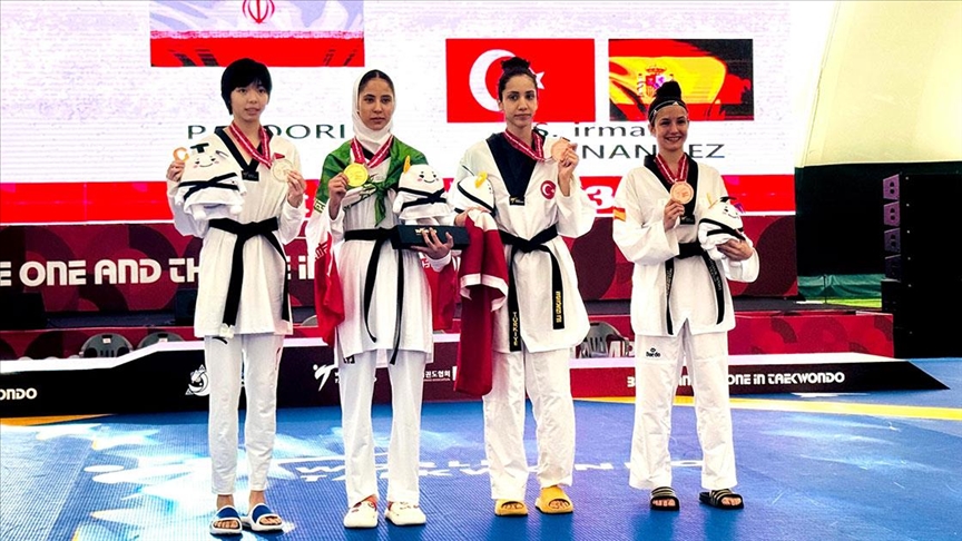Güney Kore’de düzenlenen Dünya Gençler Tekvando Şampiyonası’nda milli sporcu Sıla