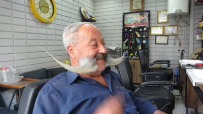 Bayburt’un Armutlu köyünde yaşayan ve "Pala Dayı" lakabıyla tanınan Bayram