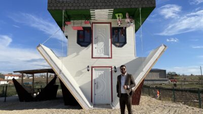 Tekirdağ'ın Kapaklı ilçesinde yaşayan Mustafa Taşkıran, 2015 yılından itibaren dünyada