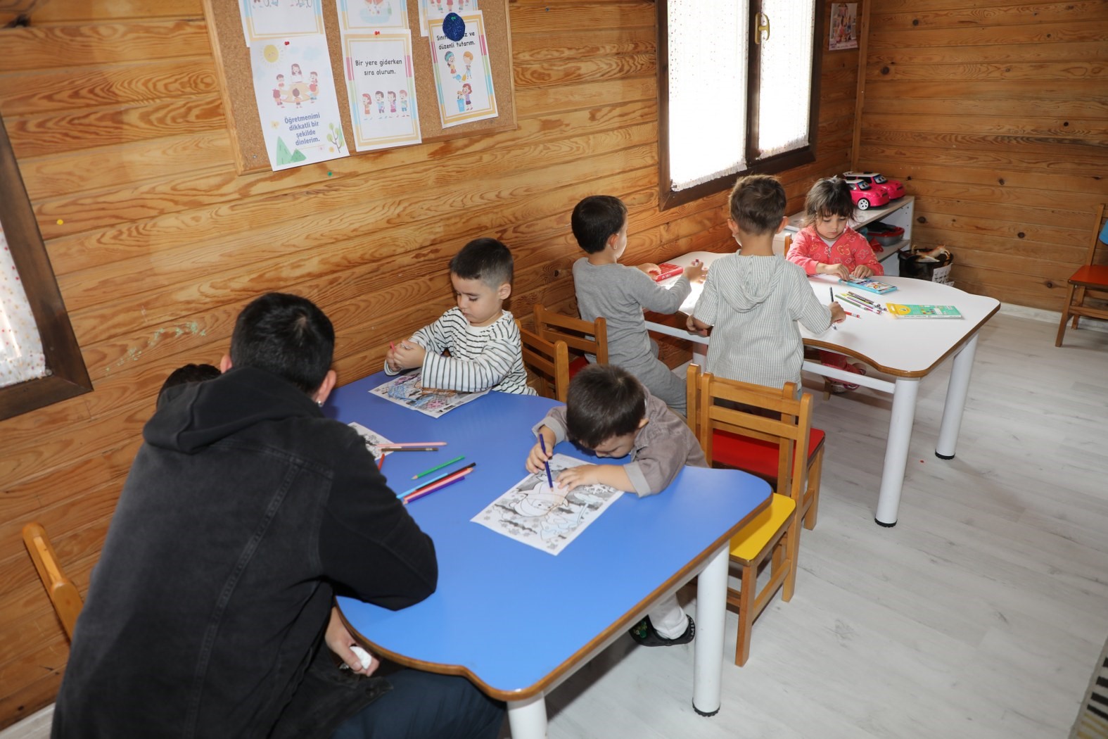 Yunusemre Belediyesi, bünyesindeki Çocuk Kültür ve Sanat Merkezleri’nde robotik kodlama