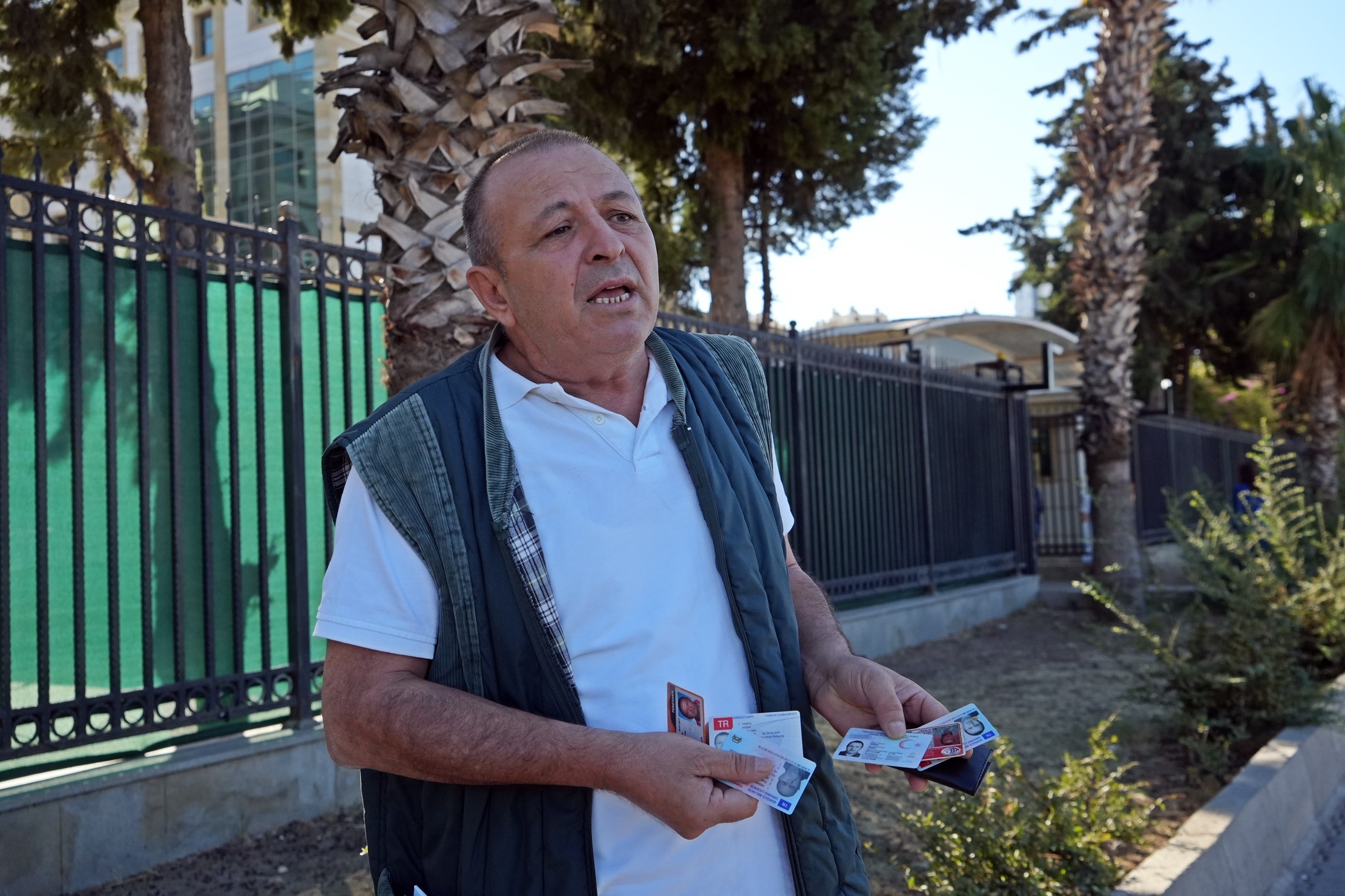 Antalya'da doğumunda adı ve cinsiyetinin yanlış yazdırılmasıyla başlayan hatalar zinciri