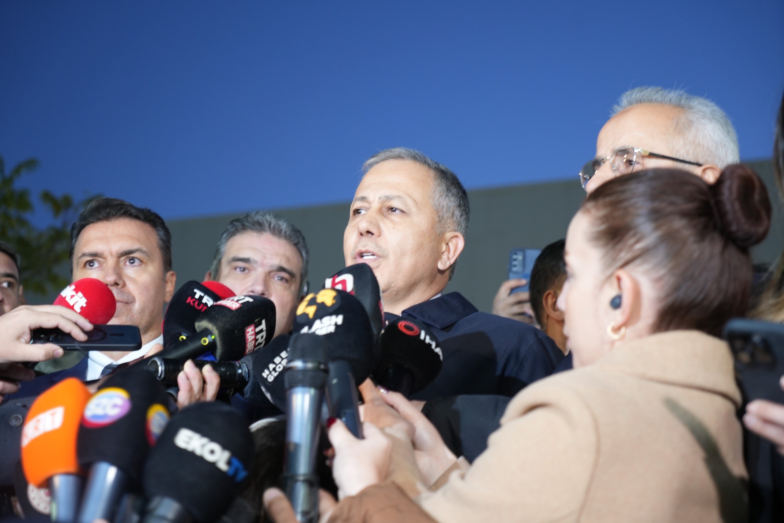 İçişleri Bakanı Ali Yerlikaya, “Biri kadın biri erkek olmak üzere 2 terörist