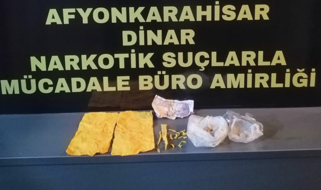 Eroin ve bonzai ile yakalanan şahıs tutuklandı Afyonkarahisar’da eroin ve bin 478 içimlik sentetik peçeteye emdirilmiş bonzai