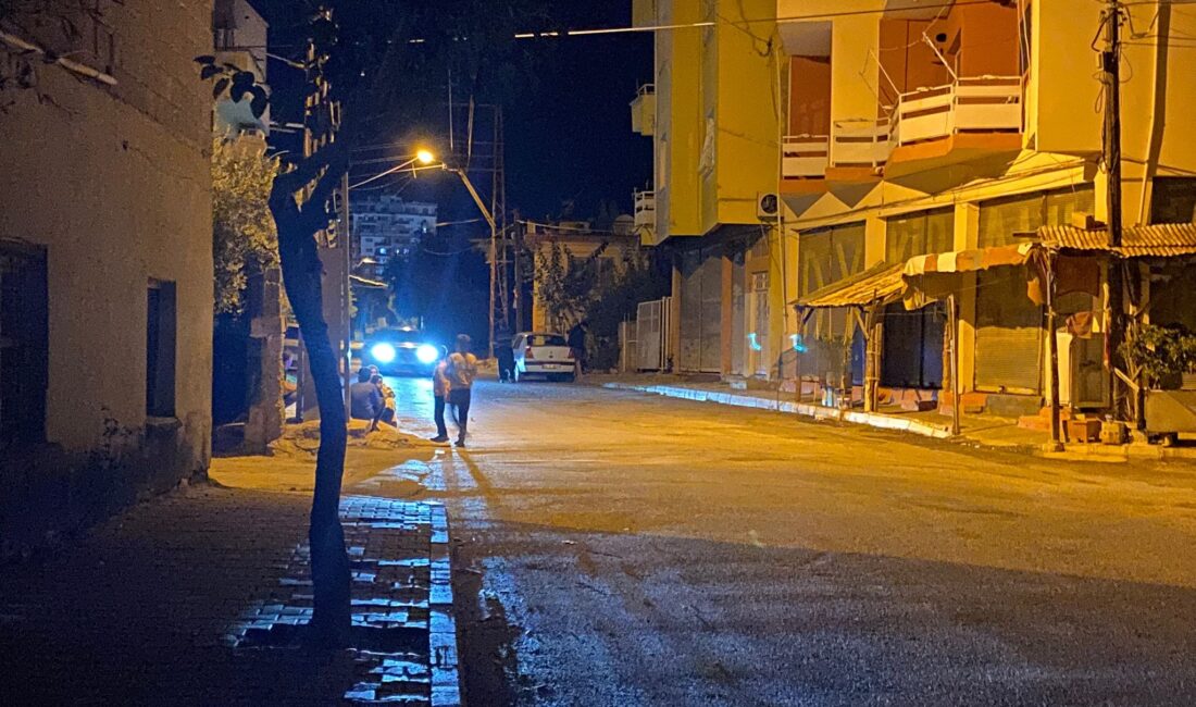 Adana'nın Kozan ilçesinde 5 büyüklüğünde deprem meydana geldi. Deprem çevre