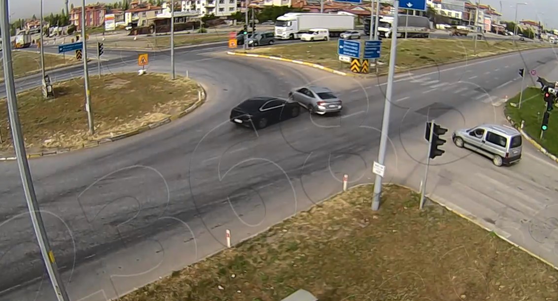 Afyonkarahisar’da meydana gelen bazı trafik kazaları Kent Güvenlik Yönetim Sistemi