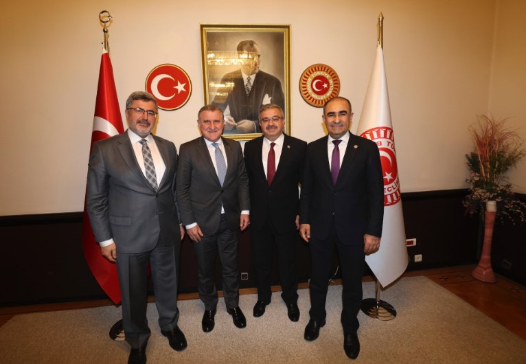 Afyonkarahisar’ın AK Partili milletvekilleri; Ali Özkaya, İbrahim Yurdunuseven ve Hasan
