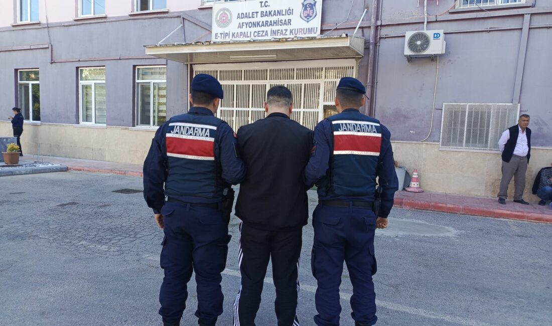 Afyonkarahisar İl Jandarma Komutanlığı, aranan şahısların tespiti ve yakalanmasına yönelik
