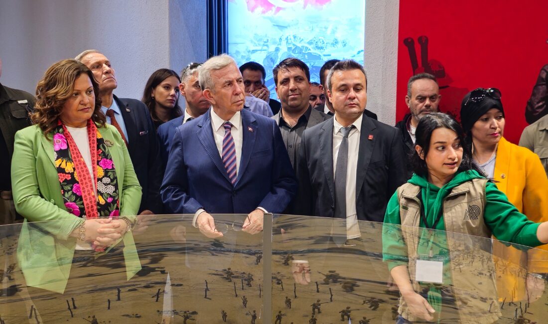 Ankara Büyükşehir Belediye Başkanı Mansur Yavaş, kardeş şehir Afyonkarahisar’da bir