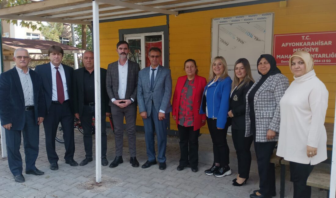 MHP Afyonkarahisar İl Başkanlığı, Muhtarlar Günü dolayısıyla Selçuklu Mahallesi Muhtarı