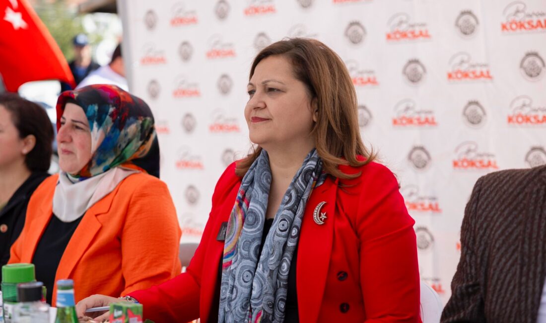 Başkan Köksal, ”Hepimizin sorumluluğu” Afyonkarahisar Belediye Başkanı Burcu Köksal, ülkemizde yaşanan olayların derinden üzücü