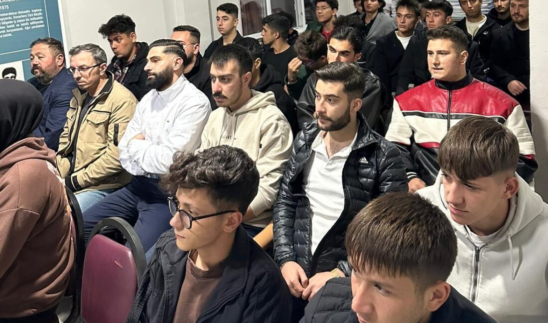 Afyonkarahisar Ülkü Ocakları İl Başkanlığı'nda Türk-İslam medeniyeti ile ilgili önemli
