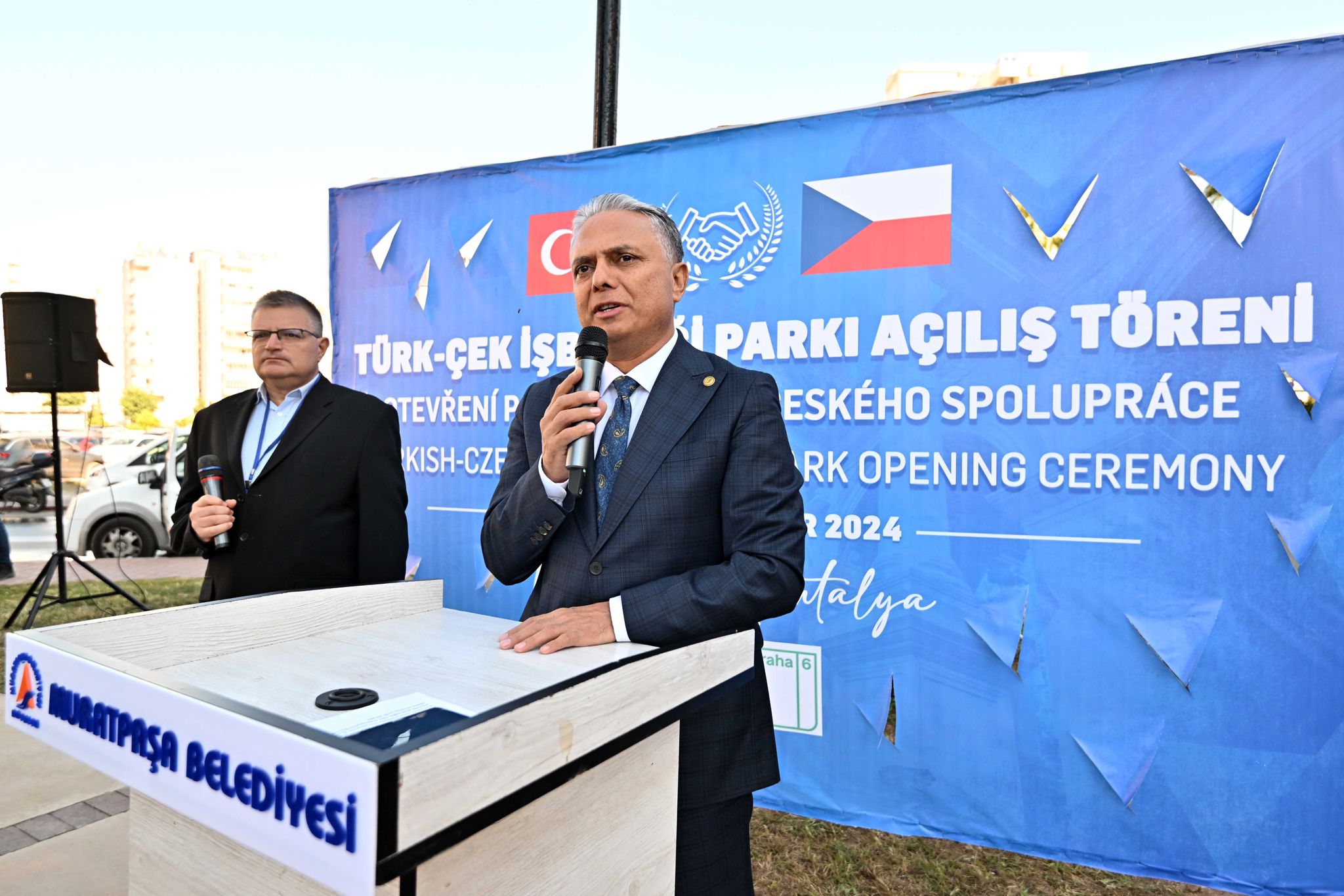 Muratpaşa Belediye Başkanı Ümit Uysal, Kaleiçi Old Town Festivali’nde Antalya’ya