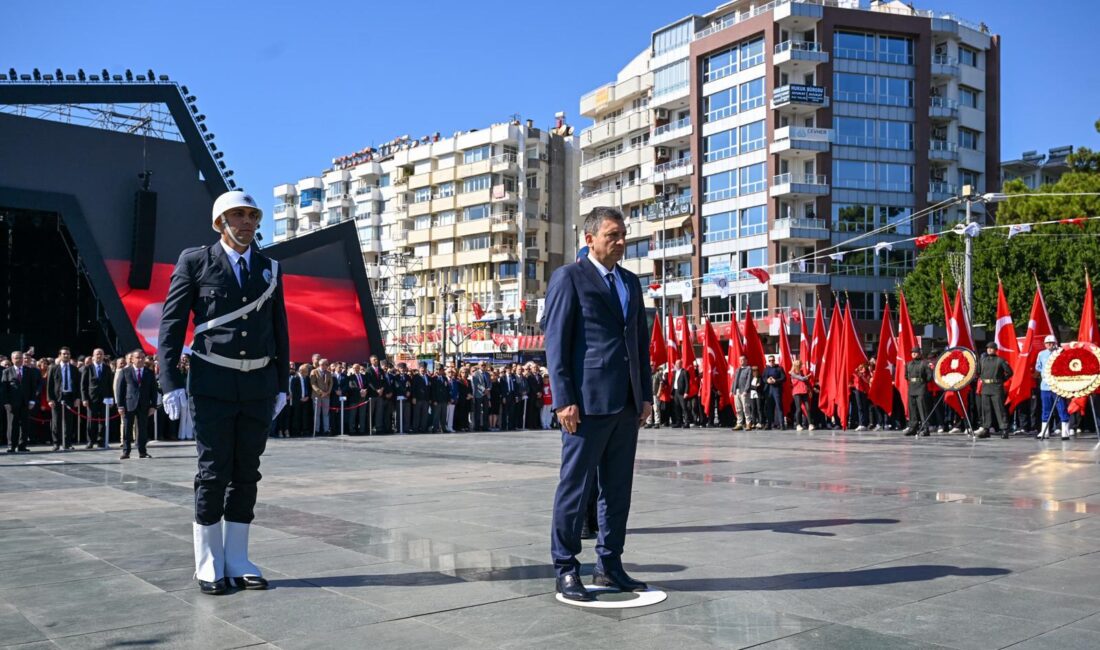 Antalya’da 29 Ekim Cumhuriyet Bayramının 101. Yıl dönümü kutlamaları Cumhuriyet