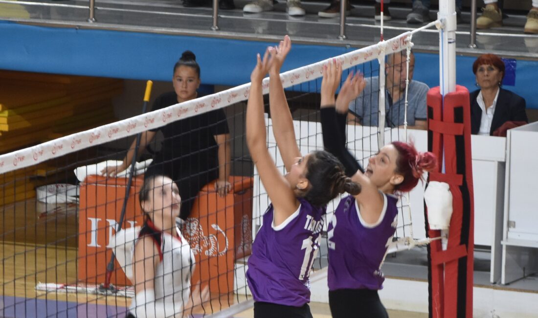 
Türkiye Voleybol Federasyonu (TVF) Kadınlar 2. Ligi’nde mücadele eden Afyon