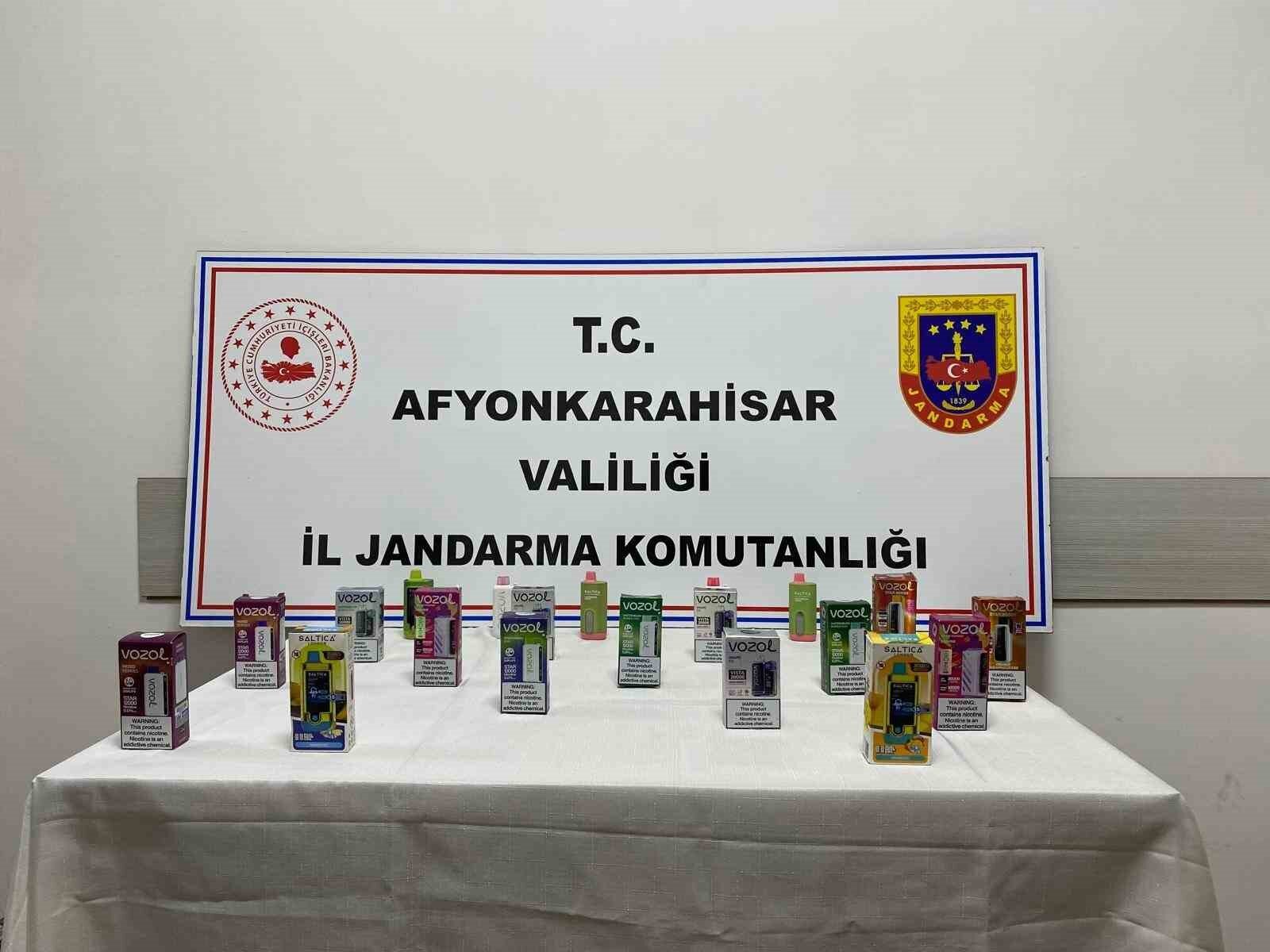 AFYONKARAHİSAR’DA ELEKTRONİK SİGARA YAKALANDI