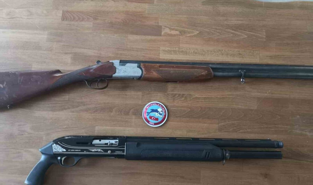 Afyonkarahisar’da polis tarafından aranan şahıslara yönelik yapılan denetimde 12 kişi