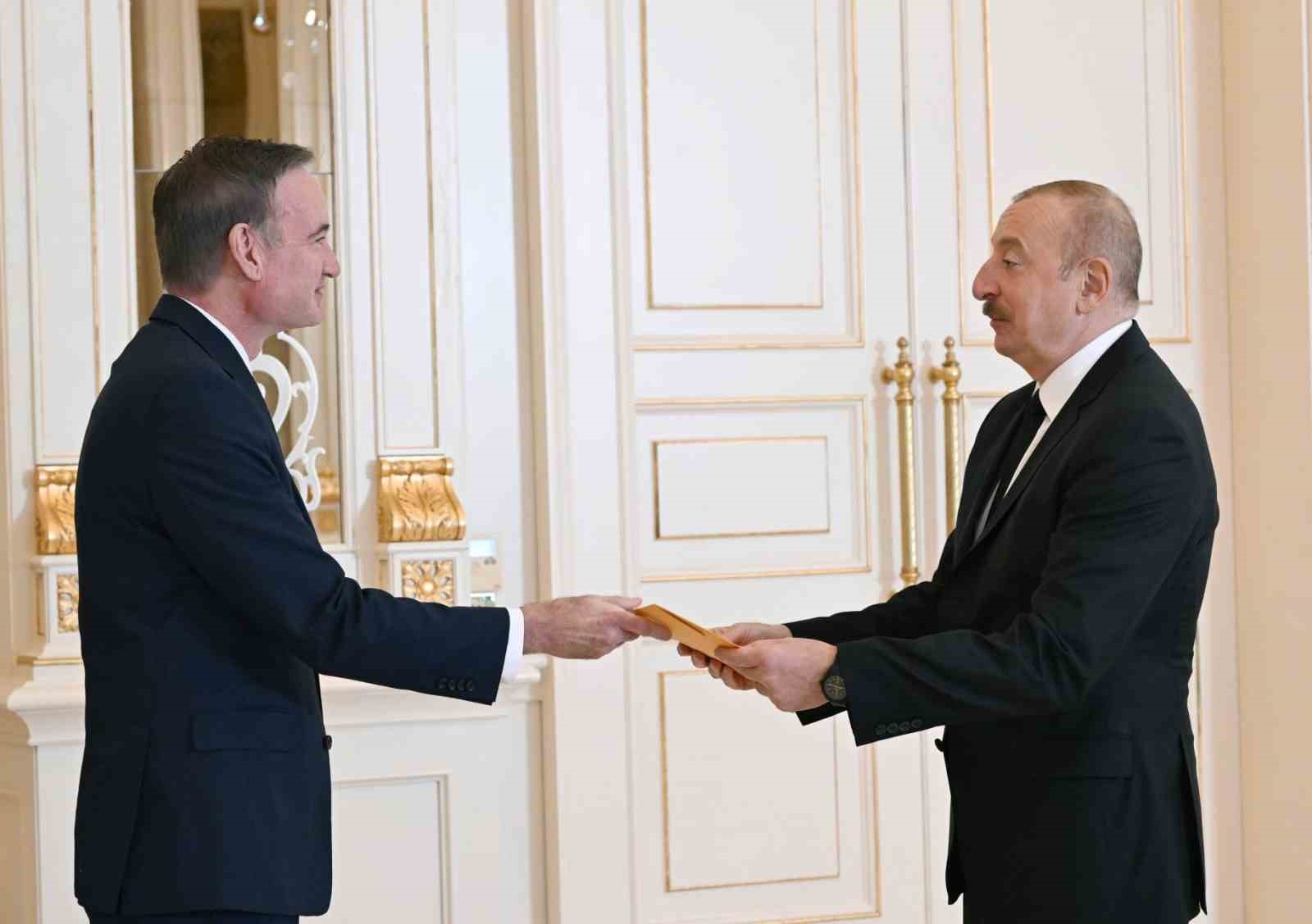AZERBAYCAN CUMHURBAŞKANI ALİYEV, BİDEN’IN DANIŞMANI CARPENTER’I KABUL ETTİ