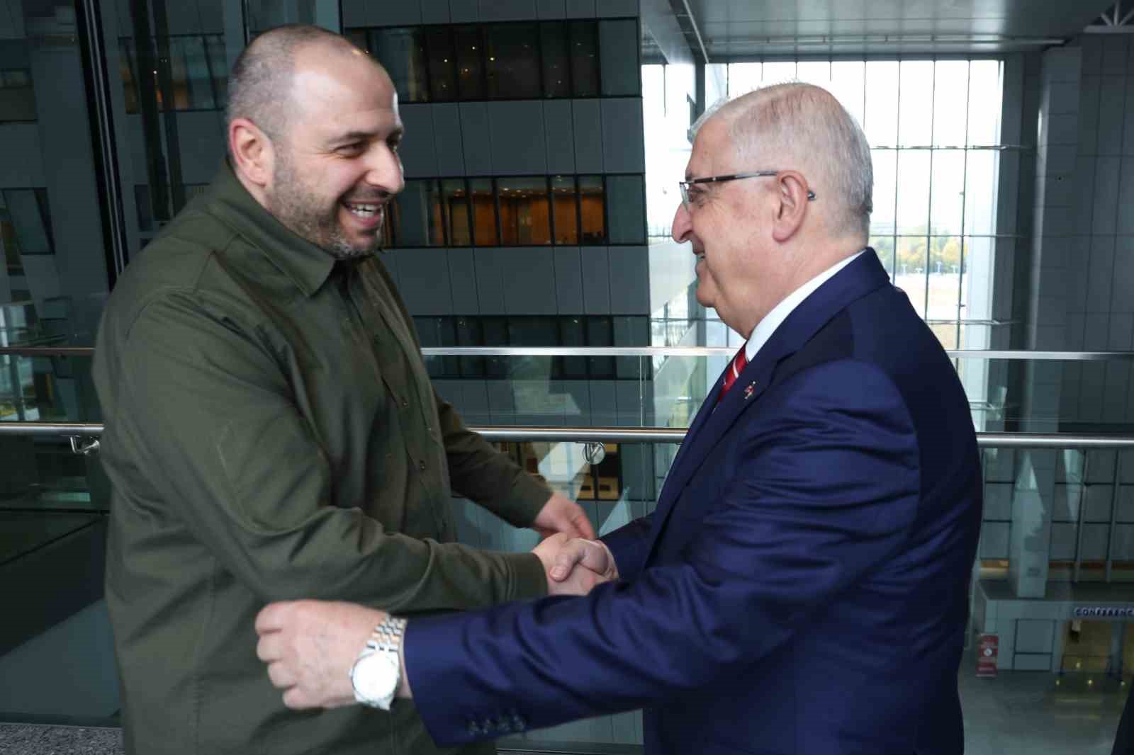 Milli Savunma Bakanı Yaşar Güler, Brüksel’de Ukrayna Savunma Bakanı Rüstem