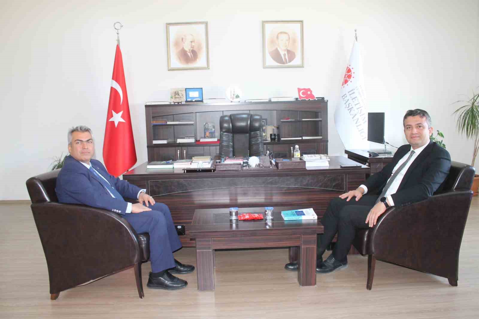 Cumhurbaşkanlığı İletişim Başkanlığı (CİB) Bölge Müdürü Uğur Ülgen, resmî bir
