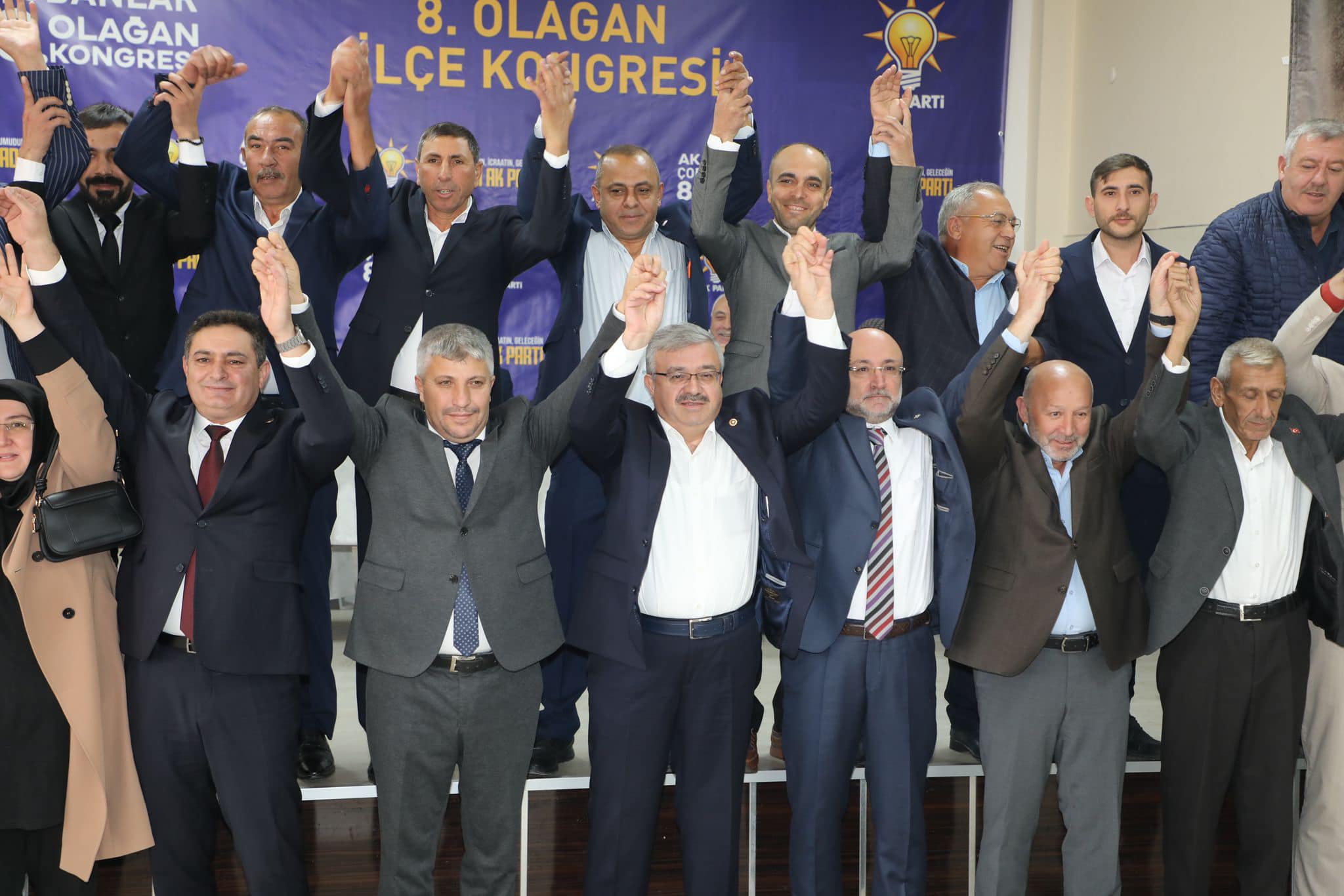 Hafta sonu gerçekleşen AK Parti kongrelerinde Çobanlar’da Murat Yeşil ve