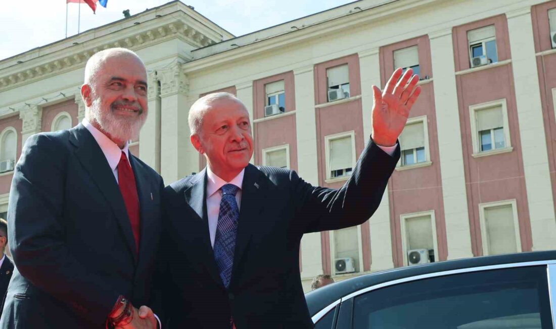 CUMHURBAŞKANI ERDOĞAN, ARNAVUTLUK BAŞBAKANI RAMA İLE GÖRÜŞTÜ