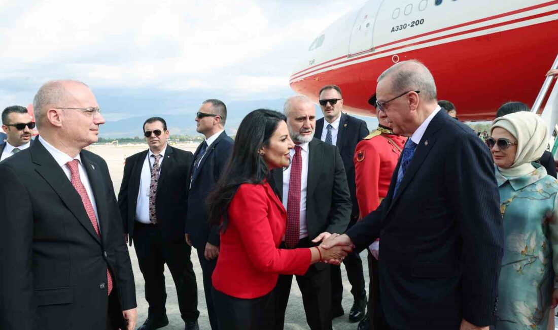 CUMHURBAŞKANI RECEP TAYYİP ERDOĞAN, RESMİ TEMASLARDA BULUNMAK ÜZERE ARNAVUTLUK'UN BAŞKENTİ