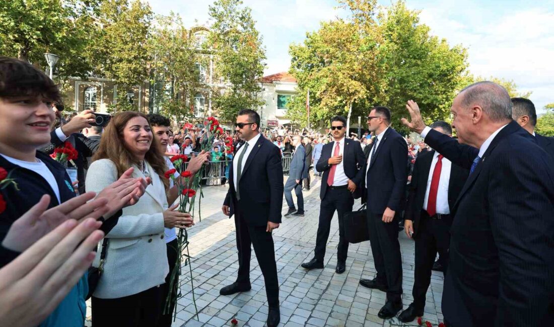 Cumhurbaşkanı Recep Tayyip Erdoğan, Arnavutluk’ta Namazgah Camisi’nin açılışında yaptığı konuşmada,