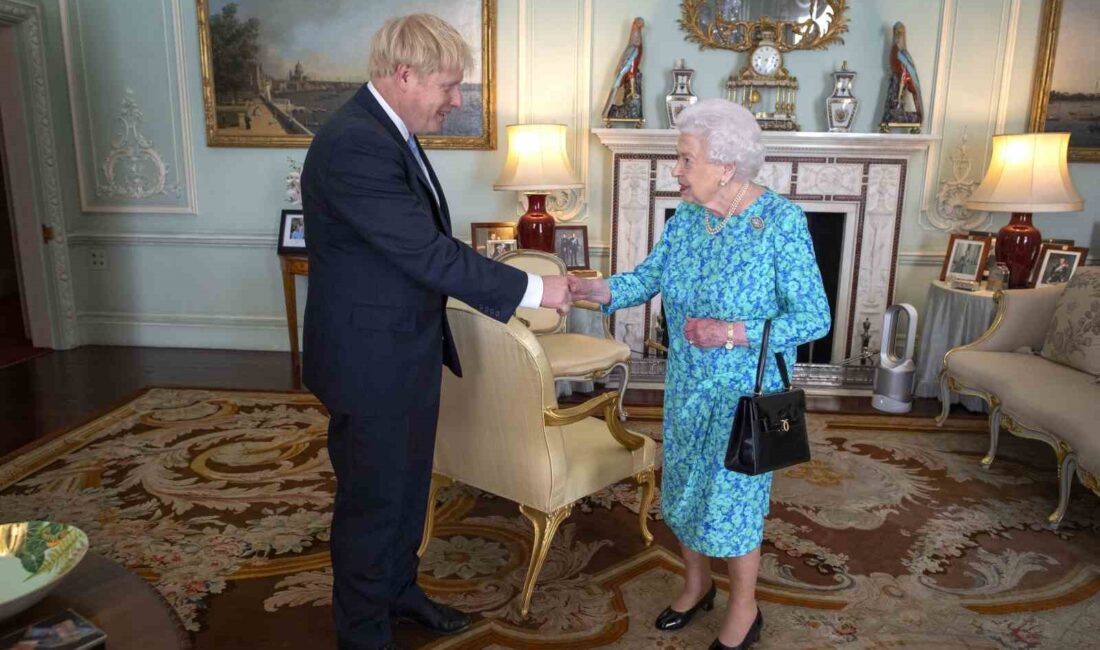ESKİ İNGİLTERE'NİN BAŞBAKANI BORİS JOHNSON, YAKINDA YAYIMLANACAK OLAN ANI KİTABINDA