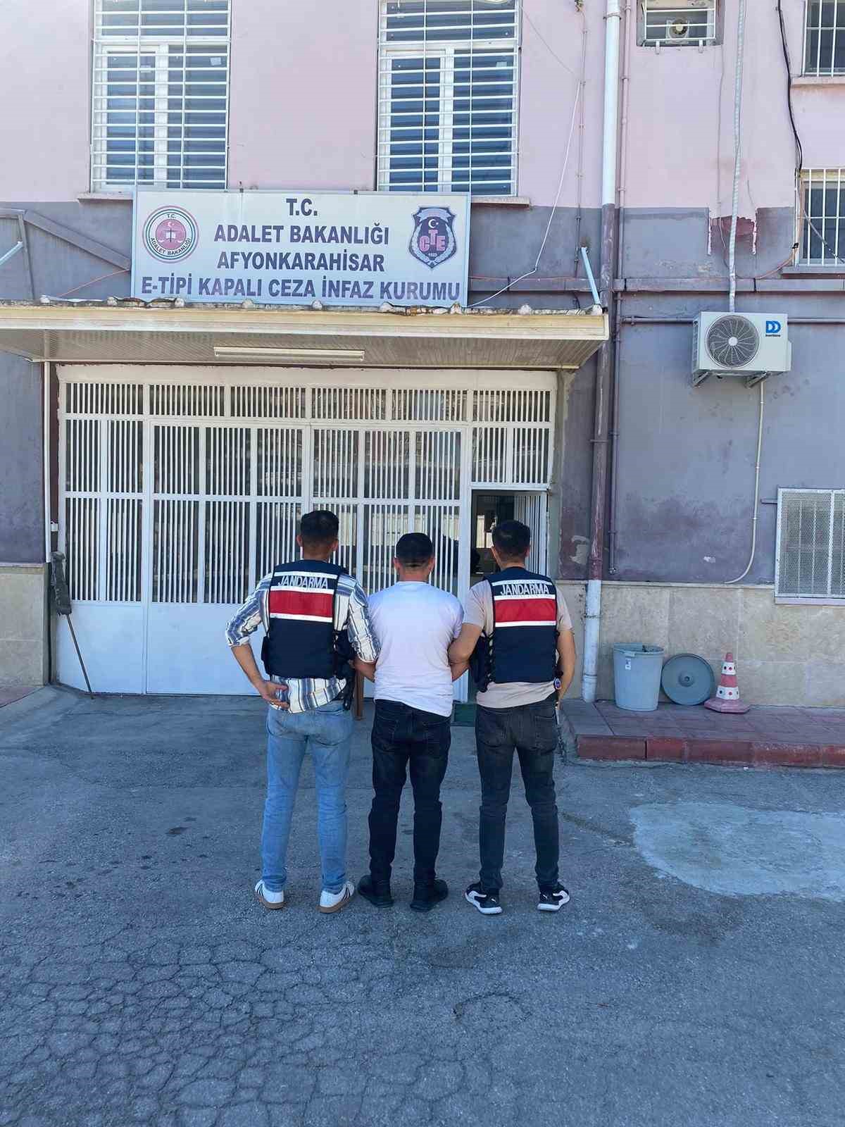 Afyonkarahisar İl Jandarma Komutanlığı ekipleri hakkında suç işlemek amacıyla kurulan