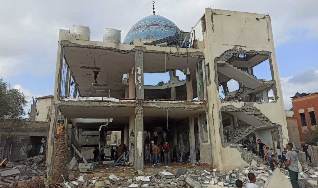 İSRAİL'İN GAZZE'DEKİ CAMİ SALDIRISINDA CAN KAYBI 21'E YÜKSELDİ