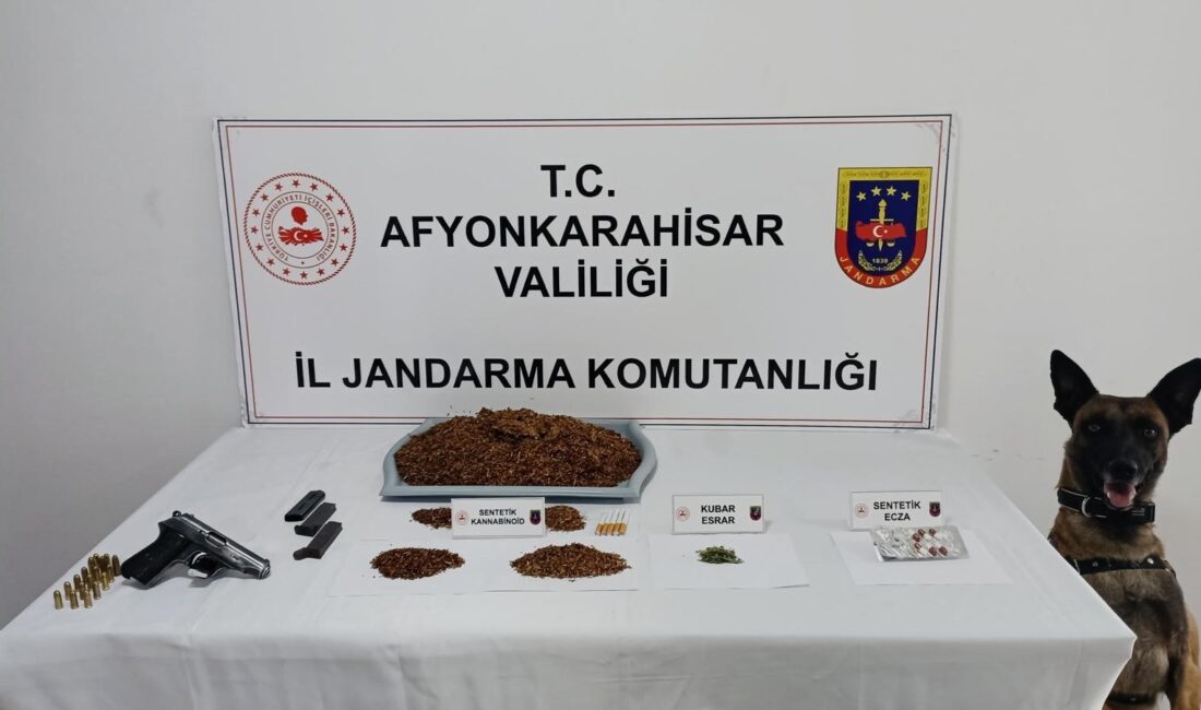 Jandarmadan uyuşturucu baskını! Afyonkarahisar'da Uyuşturucu Operasyonu: 762 Gram Bonzai ve Silah Ele Geçirildi