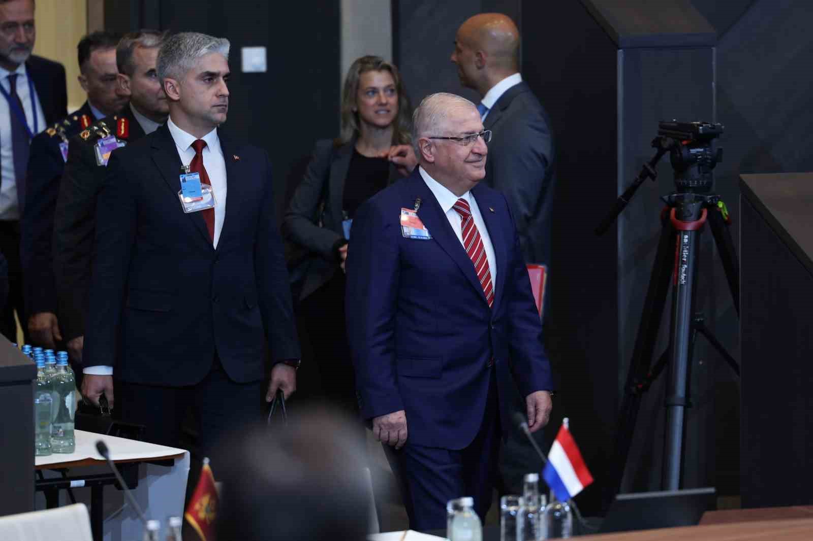 Milli Savunma Bakanı Yaşar Güler, NATO Savunma Bakanları Toplantısı’nın birinci