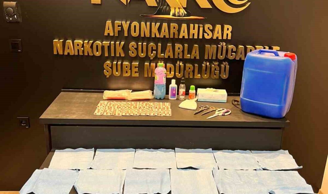 AFYONKARAHİSAR’DA POLİS TARAFINDAN UYUŞTURUCU İMALATHANESİNE YAPILAN BASKINDA GÖZALTINA ALINAN 5